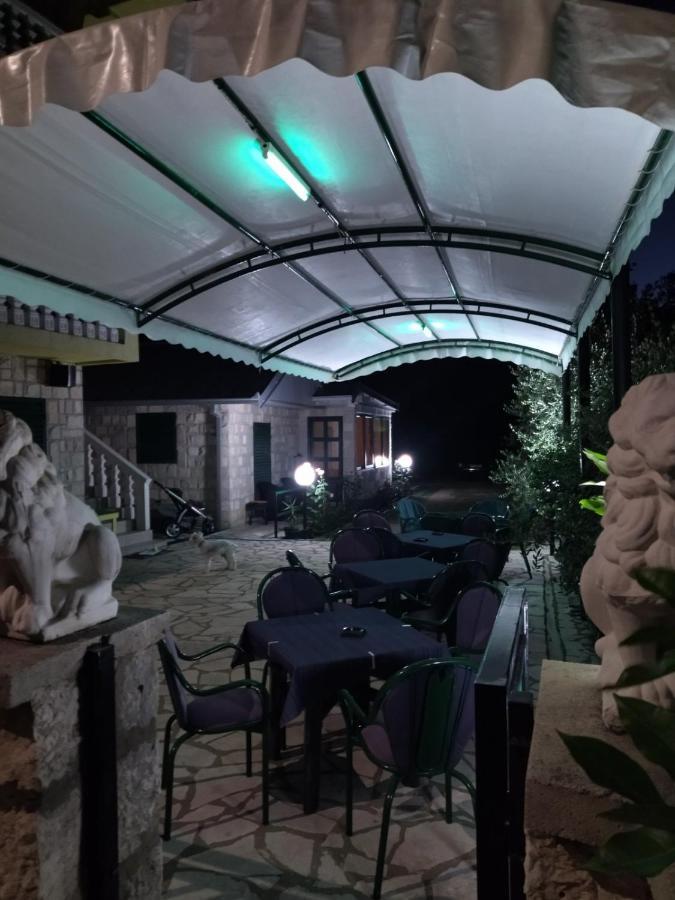 Apartment Ksenija Κότορ Εξωτερικό φωτογραφία